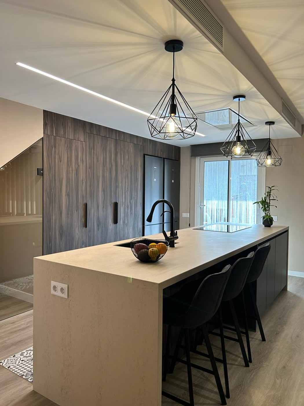 reforma-integral-en-caldes-isla-cocina